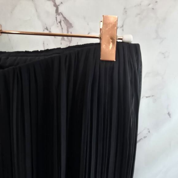 Alex Evenings Skirt Womens Medium Black Pleated Lettuce Hem Shift Ruffle - Picture 8 of 9